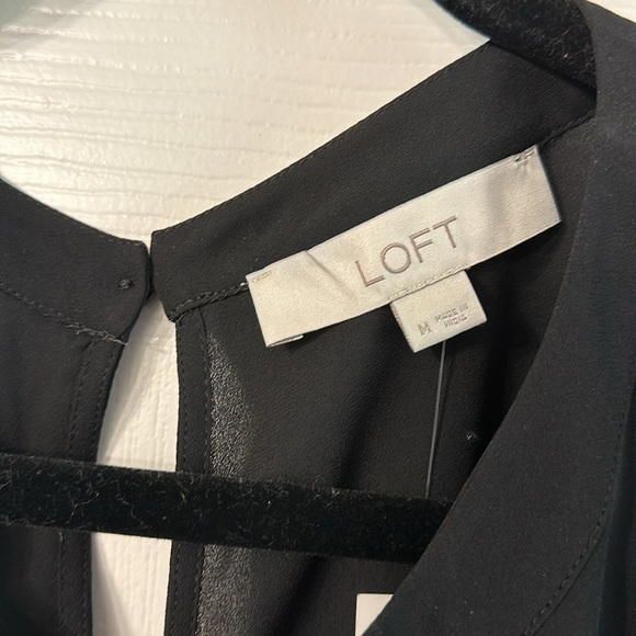 NWT Loft Blouse - Picture 5 of 6